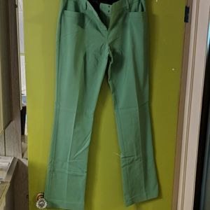 Express Columnist Green